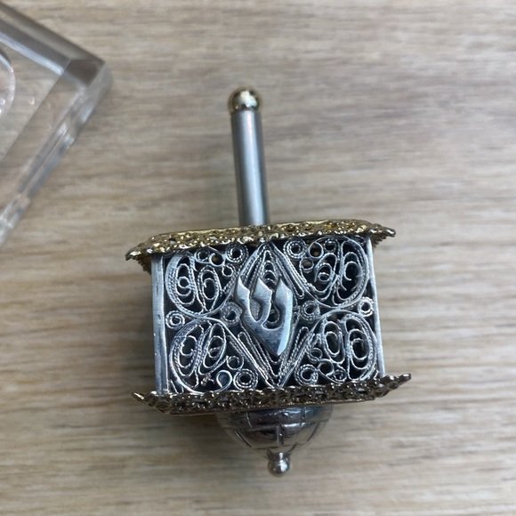 Vintage Sterling Filigree Dreidel - Picture 5 of 9